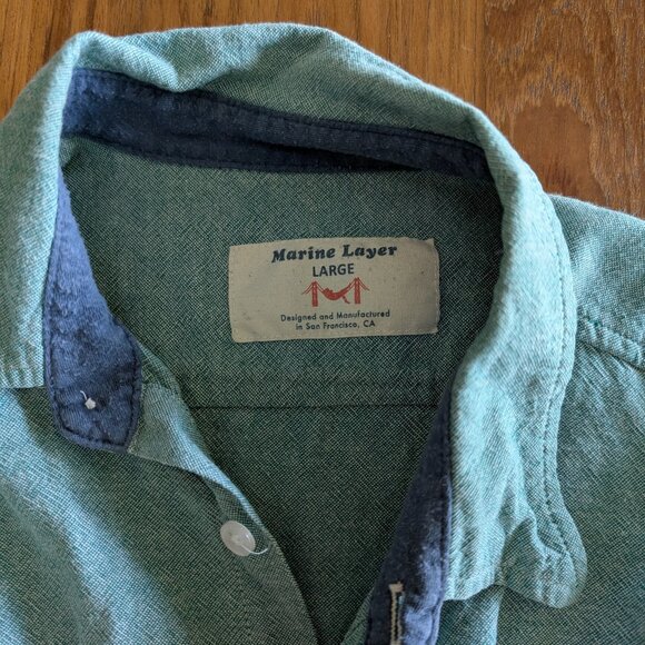 Marine Layer lightweight chambray shirt men's large - Picture 2 of 3